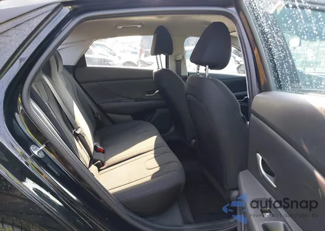 2021 Hyundai Elantra Sel z USA, uszkodzony, nr VIN 5NPLM4AG5MH014165